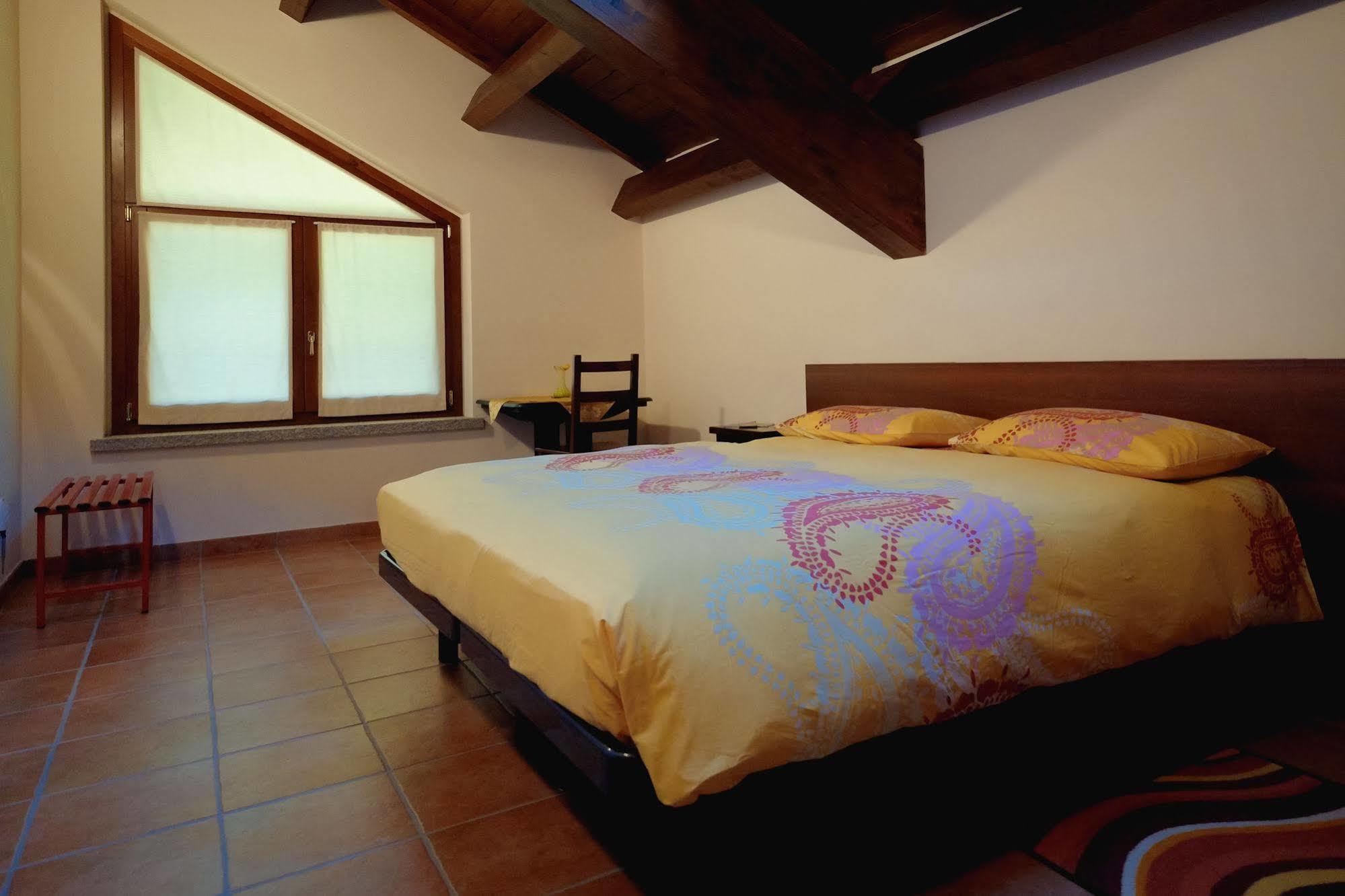 Agriturismo Altana Del Motto Rosso Gattico Exterior foto